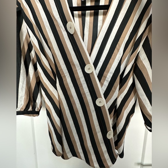 Striped Zara Blouse - Picture 7 of 9